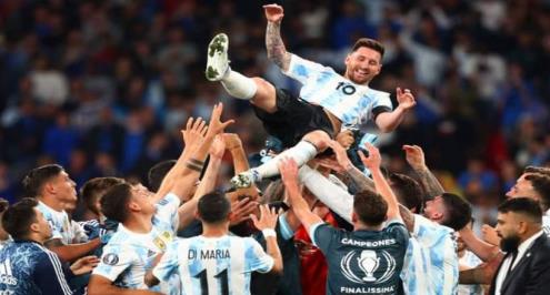 ملف يلا كورة.. استقبال بالورود لصلاح.. والأرجنتين يتوج بكأس فيناليسيما